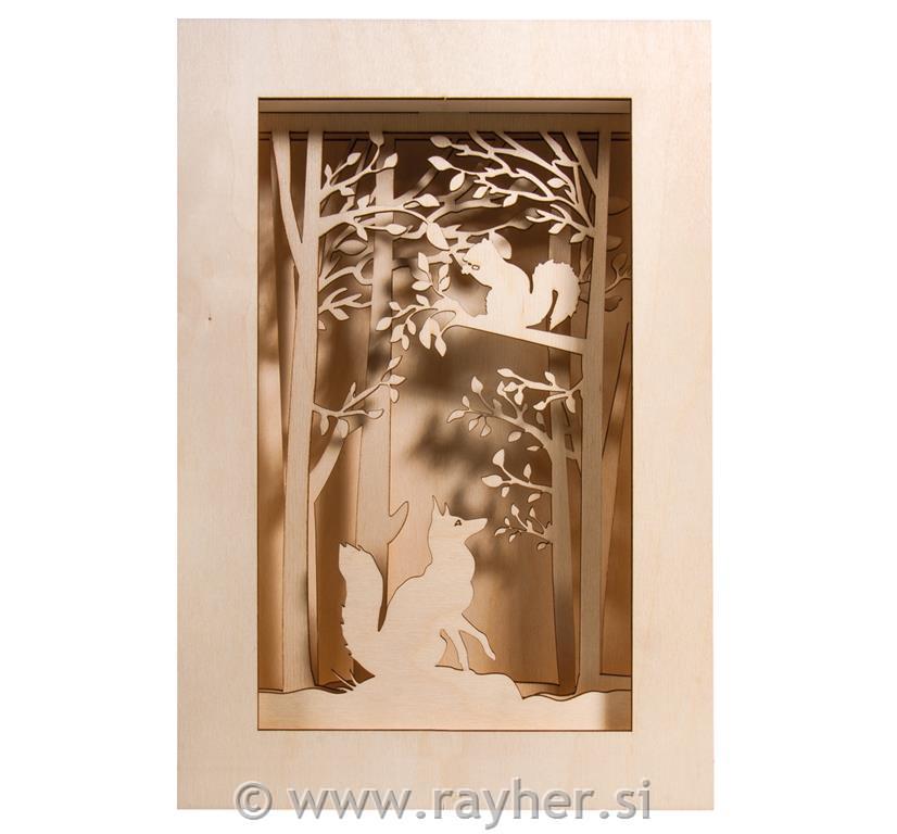 Lesena sestavljanka v okvirju 3D, V gozdu