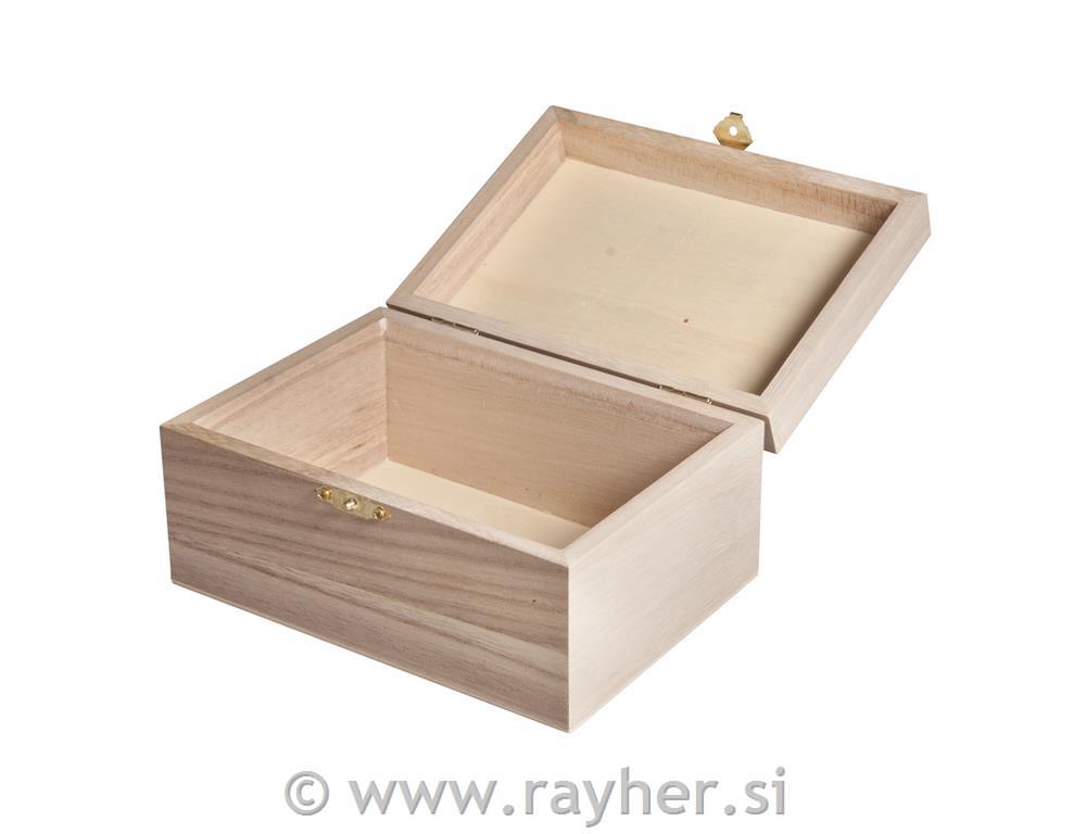 Lesena škatla z zapiralom, 15.5x11x8cm