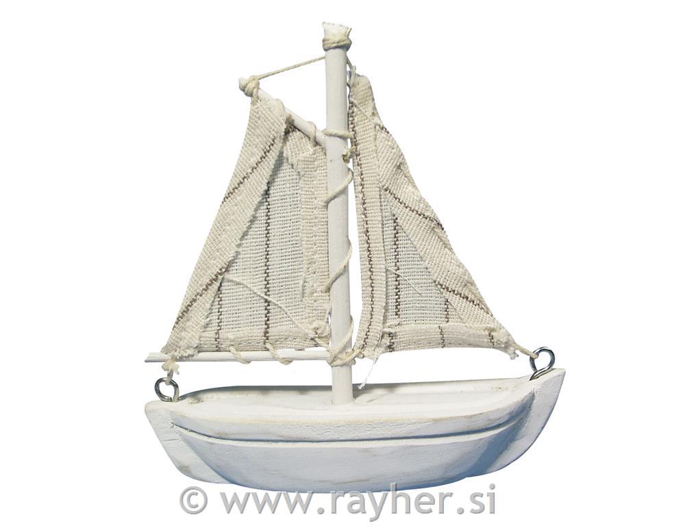 Wooden sailing boat, 8,5 cm