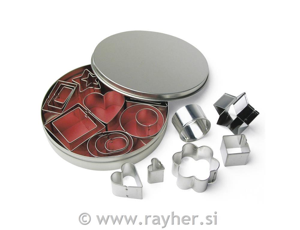 Modeli za izsekovanje, kovinski, 2-4 cm, 8 različnih, 24 kom