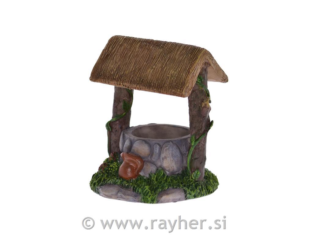 Vodnjak, 6.5x6.5x7.5cm