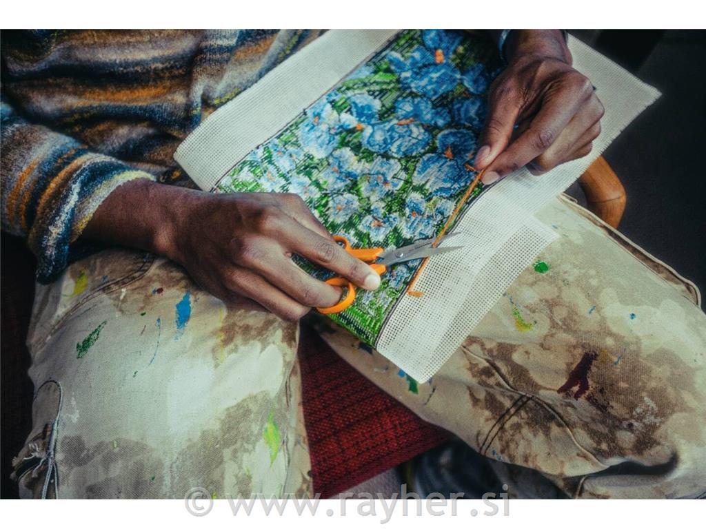 FISKARS classic Precizne Micro-tip® škarje, 13cm