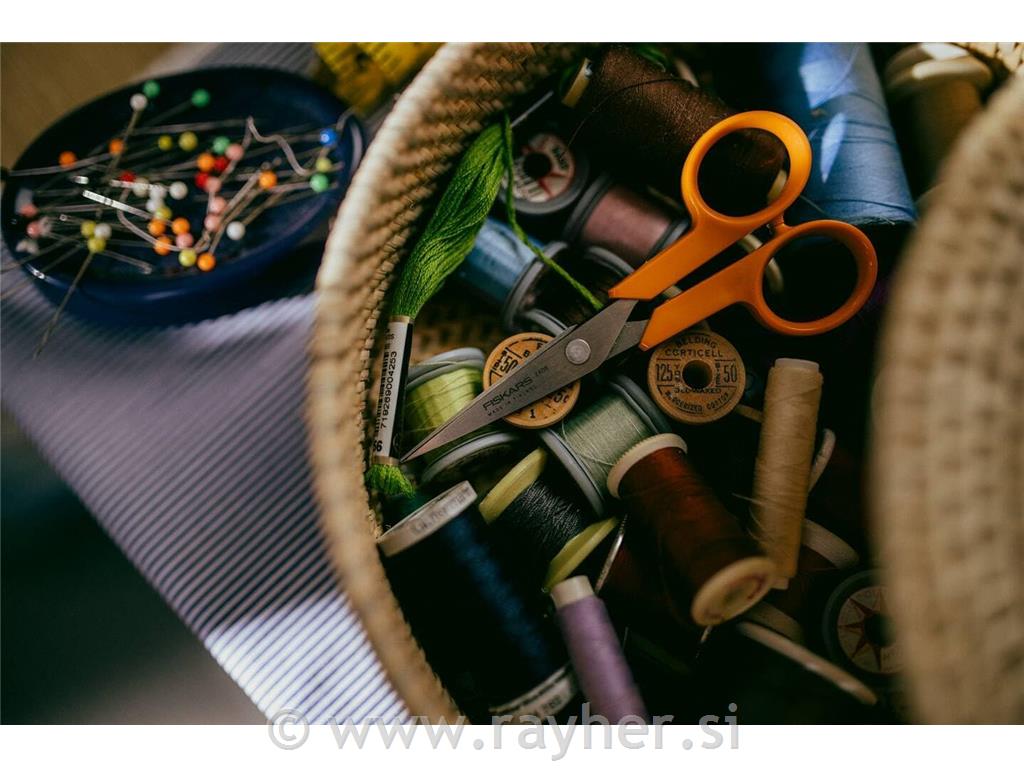 FISKARS classic Precizne Micro-tip® škarje, 13cm