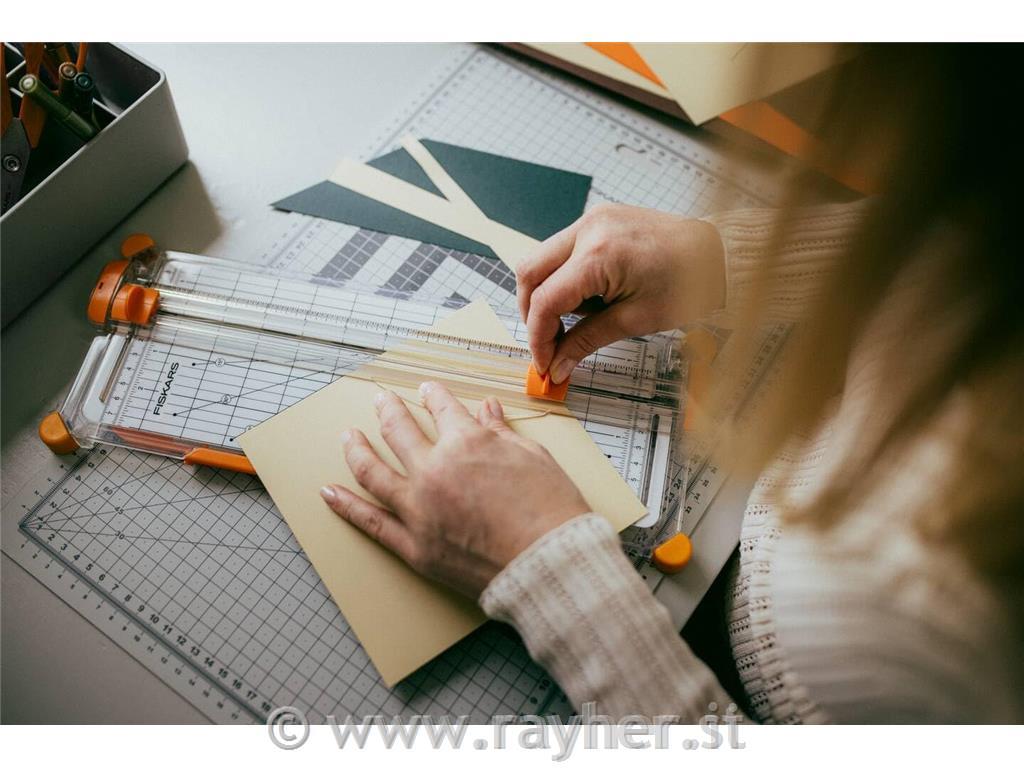 FISKARS SureCut A4, rezalnik papirja