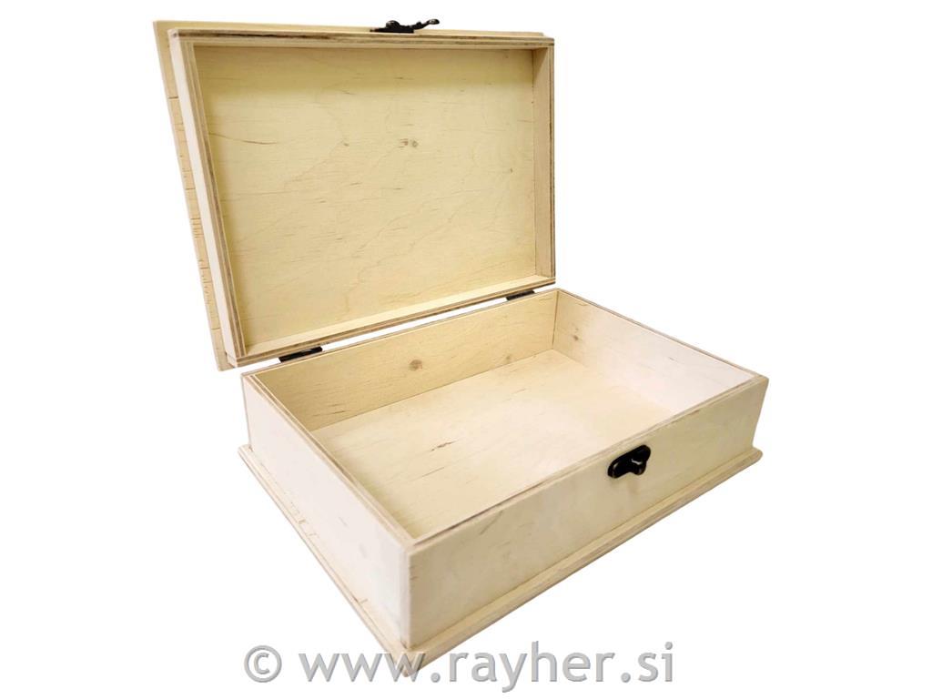 Lesena škatla z zapiralom 24X17cm