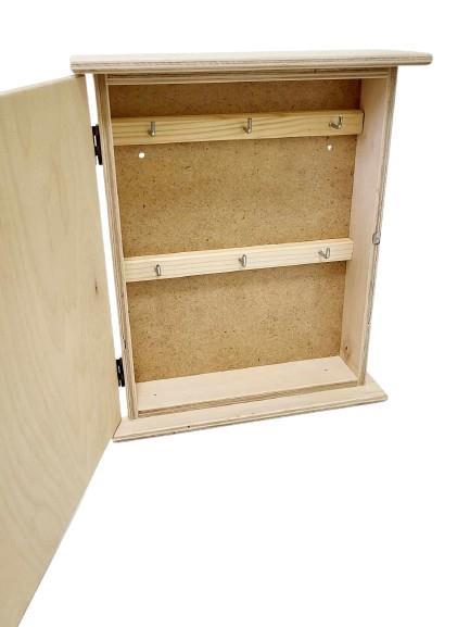 Lesena omarica za ključe, 220X265mm