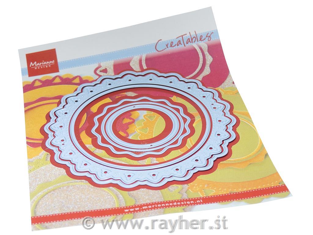 Creatable Die: Jolly Christmas Doily