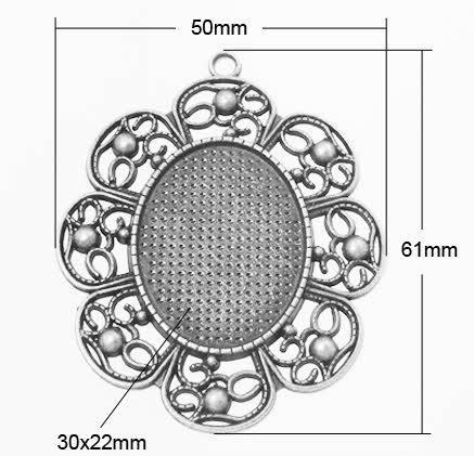MEDALJON ANTIK SREBRN, 61X50 MM, OVAL