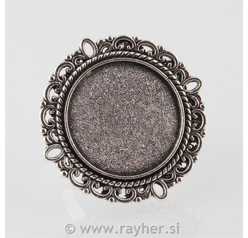 PRSTAN S PLOŠČICO, ANTIK SREBRNE BARVE,