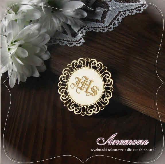 IZREZ IZ LEPENKE, HOSTIJA ZA PRVO OBHAJILO