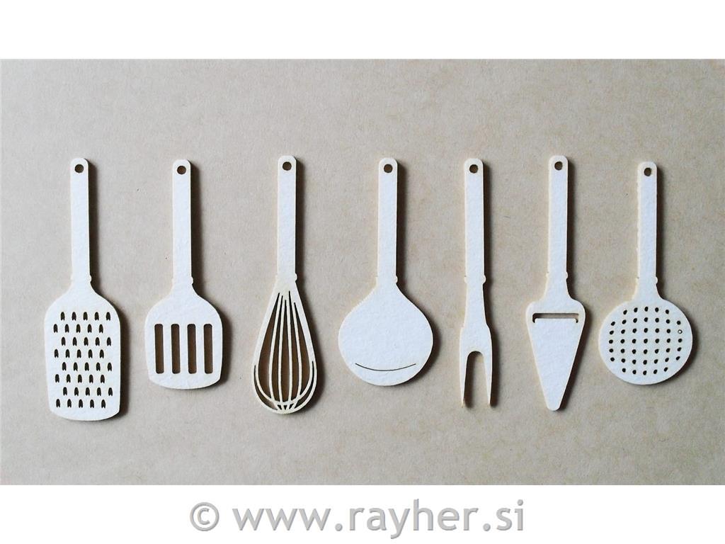 IZREZ IZ LEPENKE, V KUHINJI