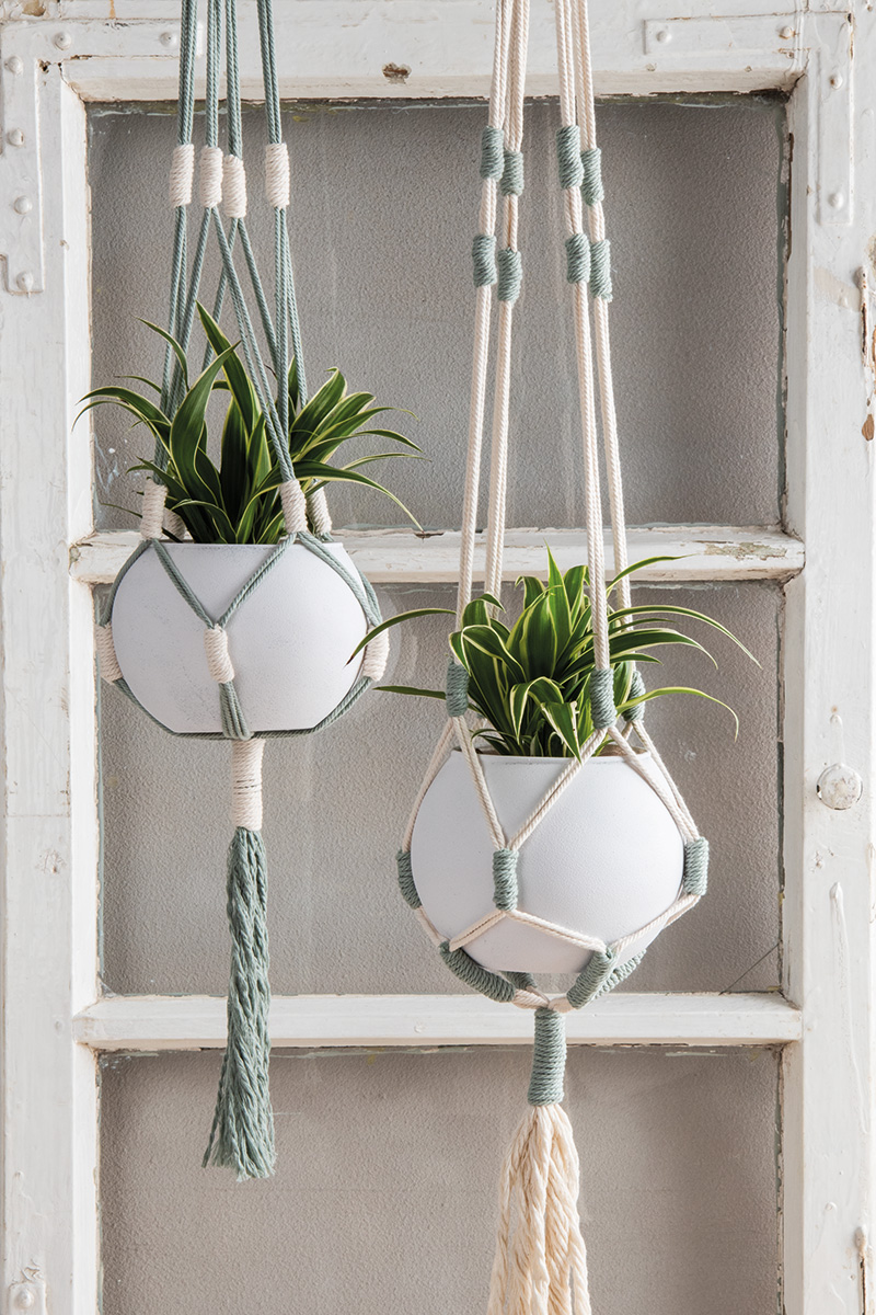 MAKRAME VISEČE KOŠARICE