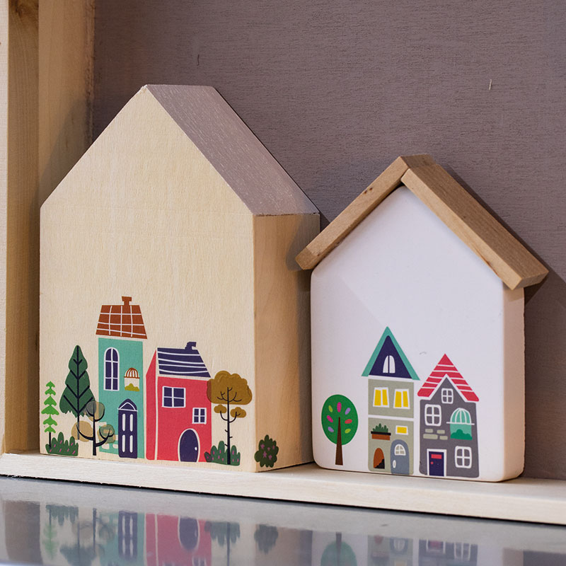 HIŠKE S TRANSFER FOLIJAMI