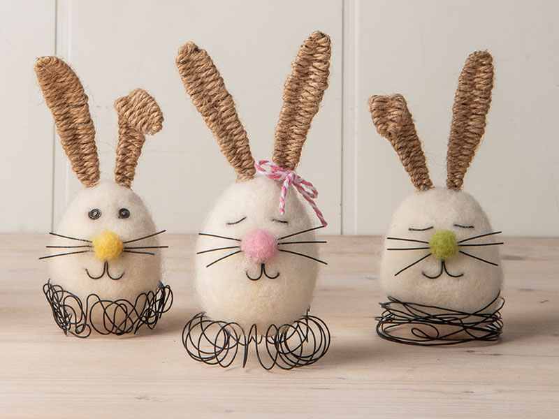 ZAJČEK IZ FILCA, Izdelajmo ljubkega zajčka s pomočjo polstenja in žice.