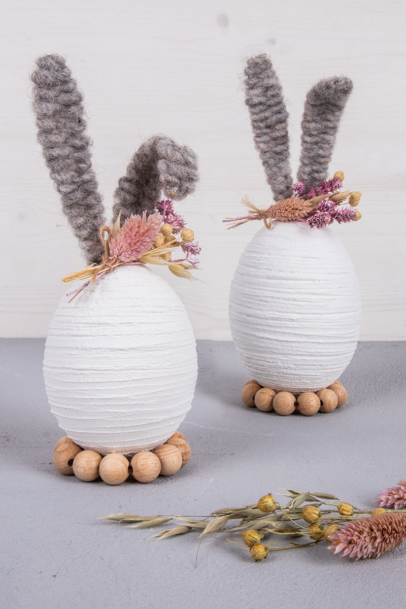 JAJČEK ZAJČEK IZ TEKSTURNE PASTE