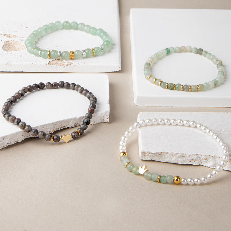 ZAPESTNICE IZ POLDRAGIH KAMNOV