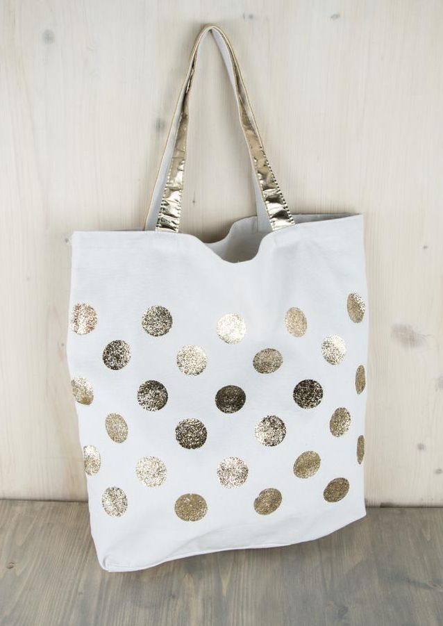 NAKUPOVALNA VREČKA S PIKAMI